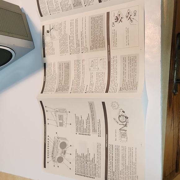 Vintage early '80's Panasonic Model RX-4975 Boombox w/ orig instructions - Picture 11 of 16